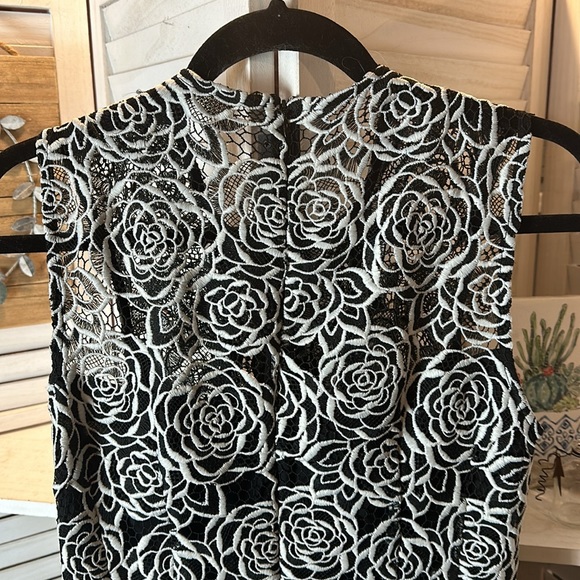 NWT Nanette Lepore Black and White Lace Shift Dress - Picture 8 of 10